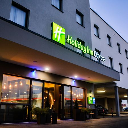 Holiday Inn Express Munich - Olching By Ihg Exterior foto