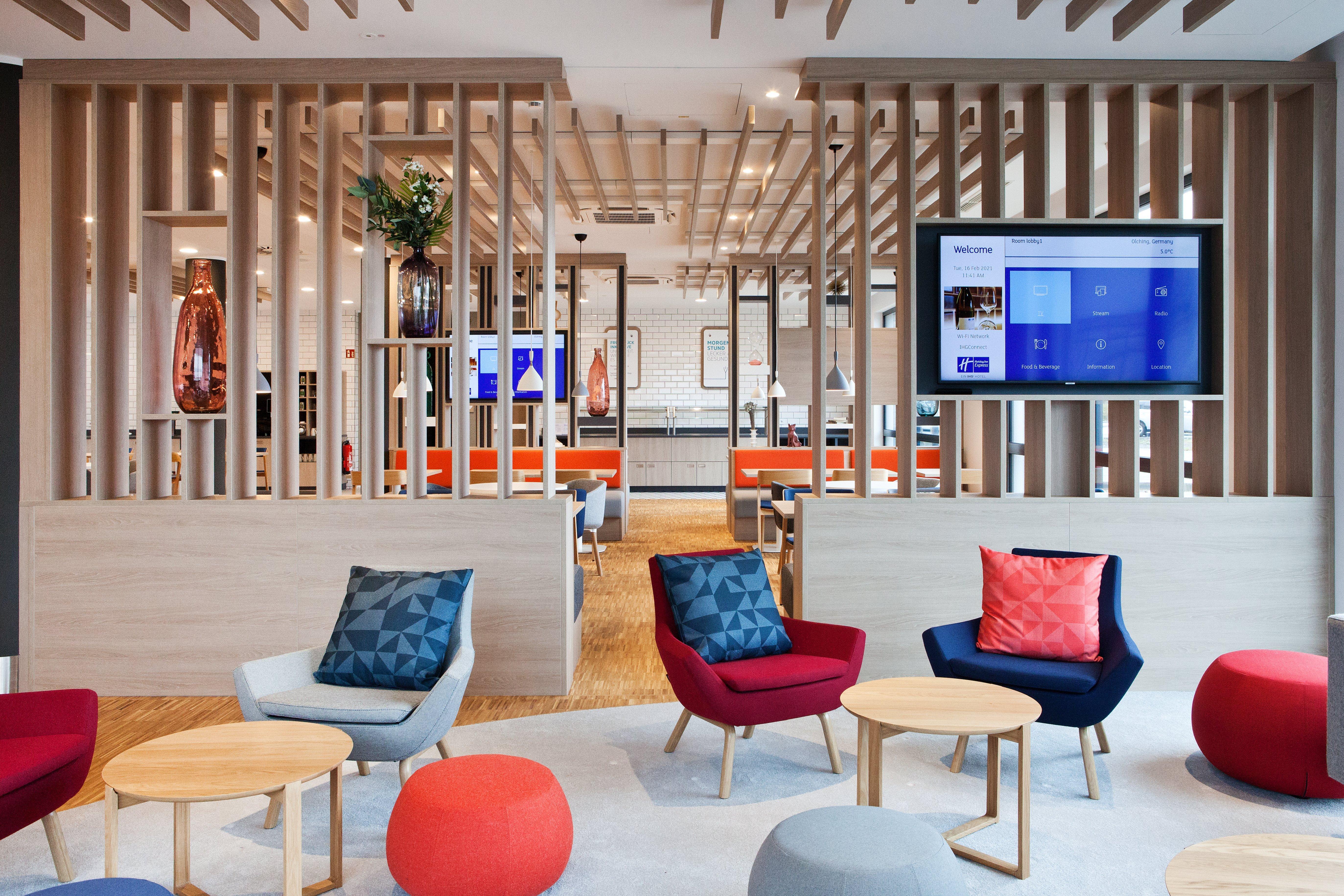 Holiday Inn Express Munich - Olching By Ihg Exterior foto