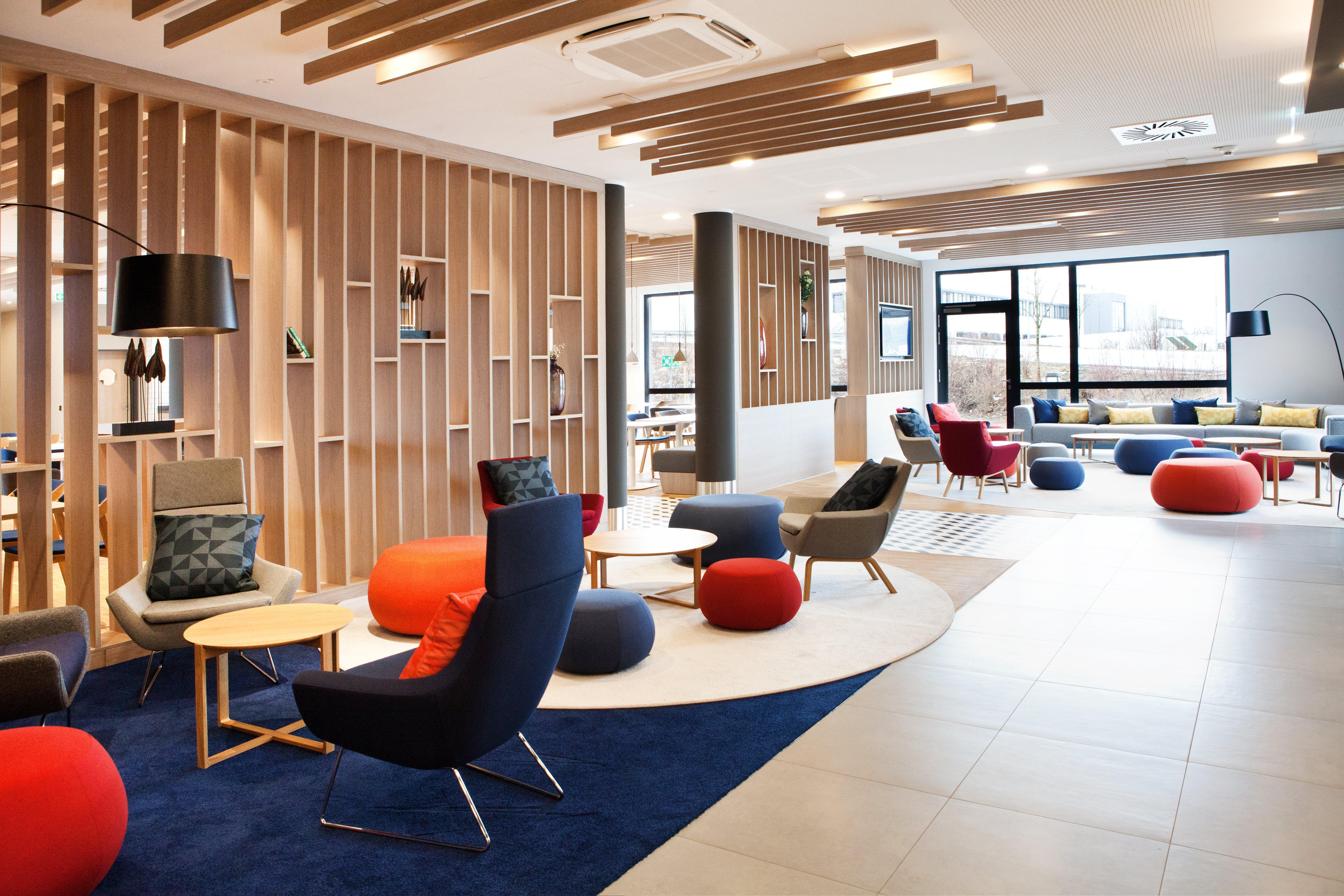 Holiday Inn Express Munich - Olching By Ihg Exterior foto