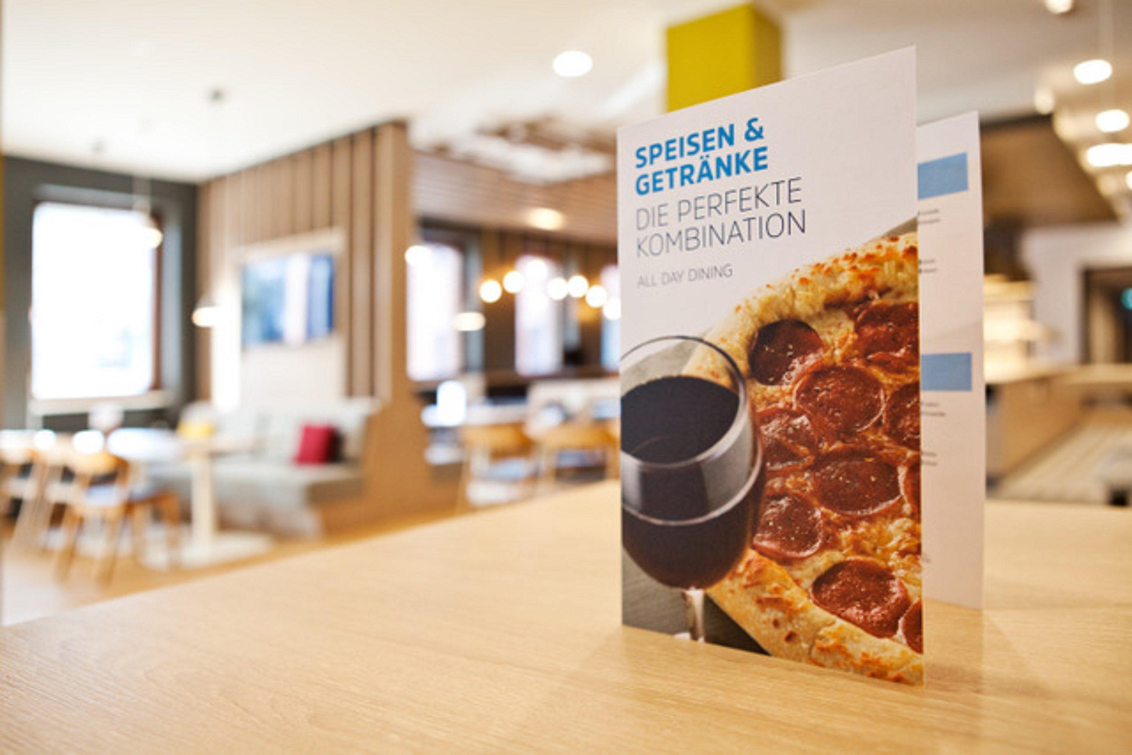 Holiday Inn Express Munich - Olching By Ihg Exterior foto