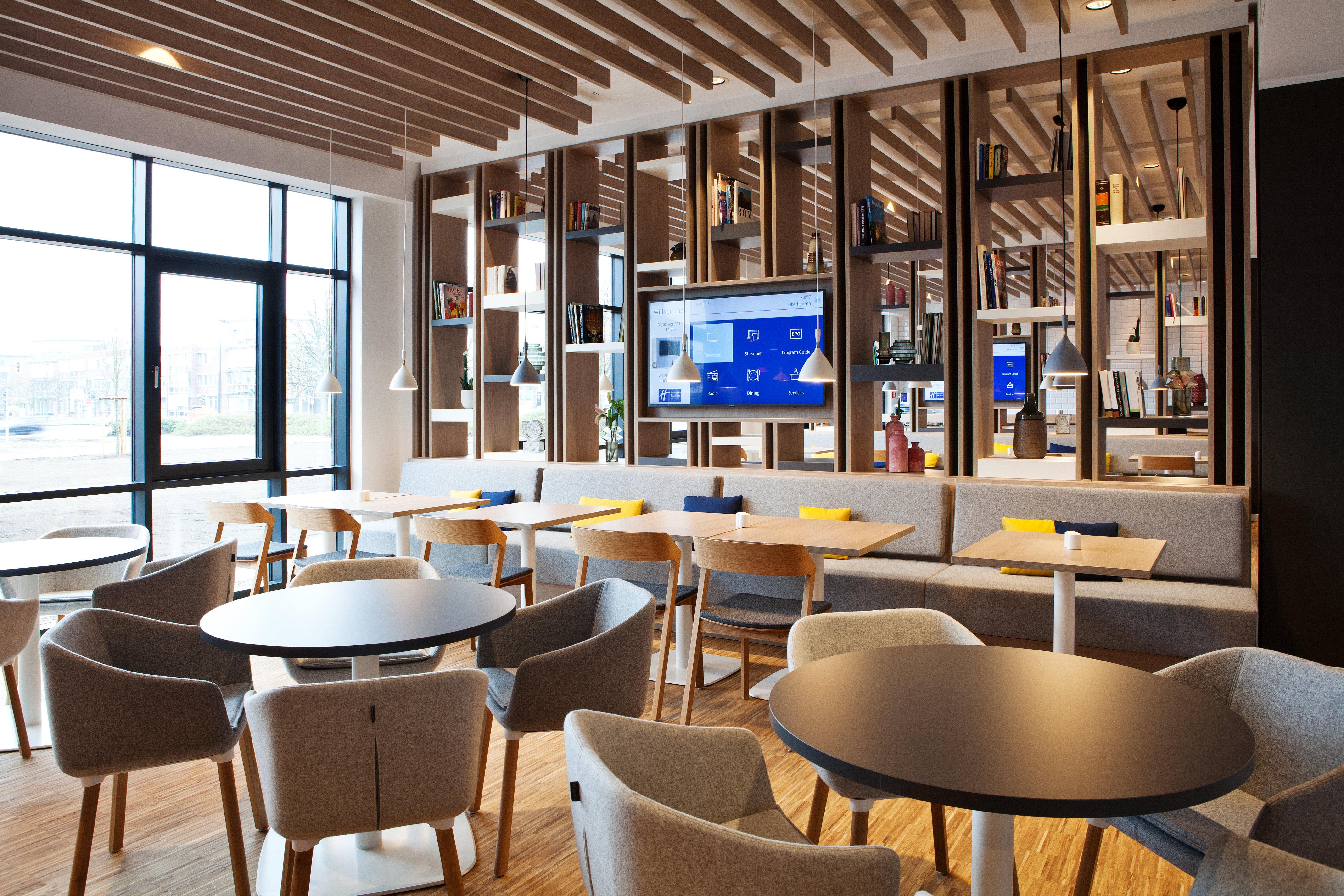 Holiday Inn Express Munich - Olching By Ihg Exterior foto