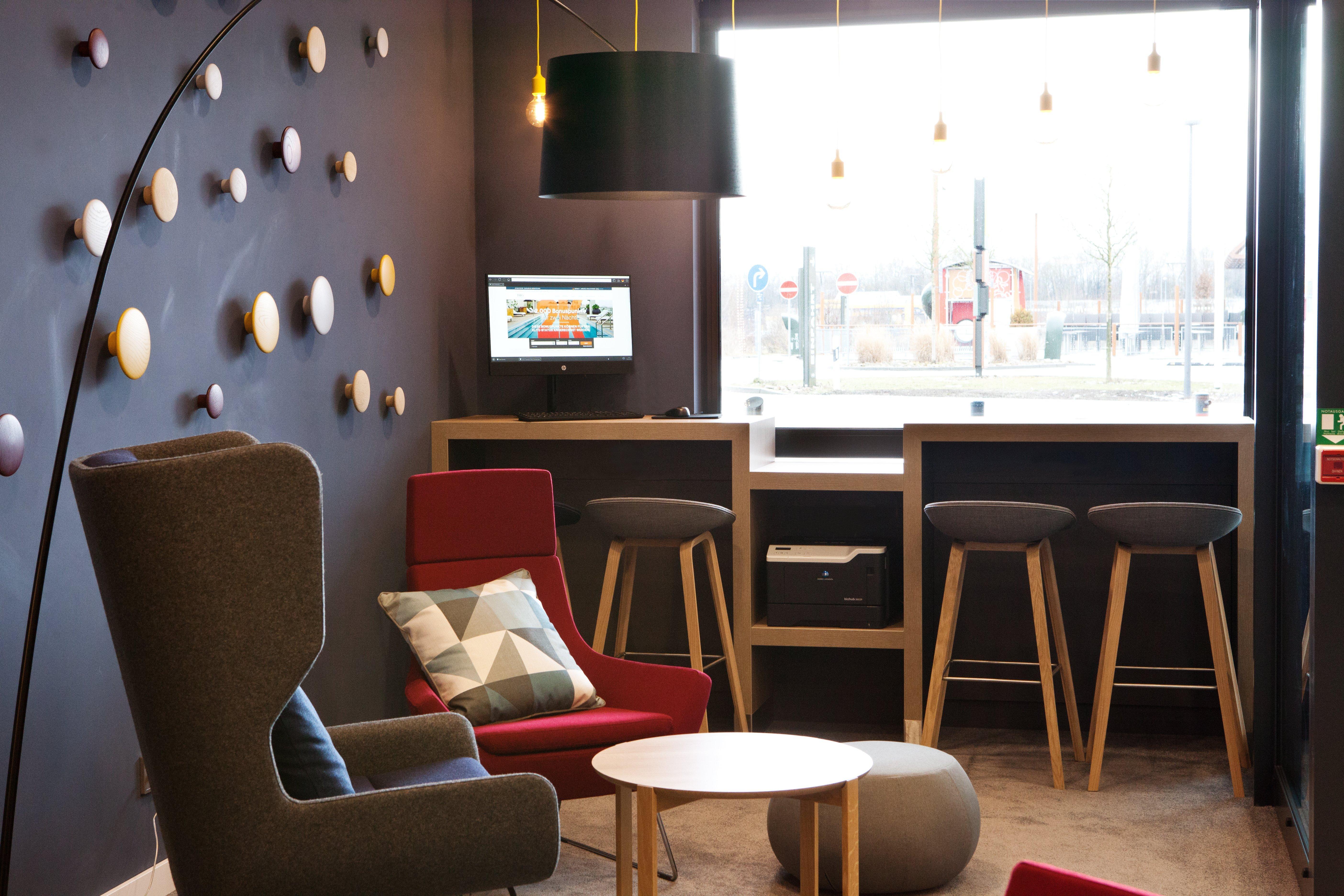 Holiday Inn Express Munich - Olching By Ihg Exterior foto