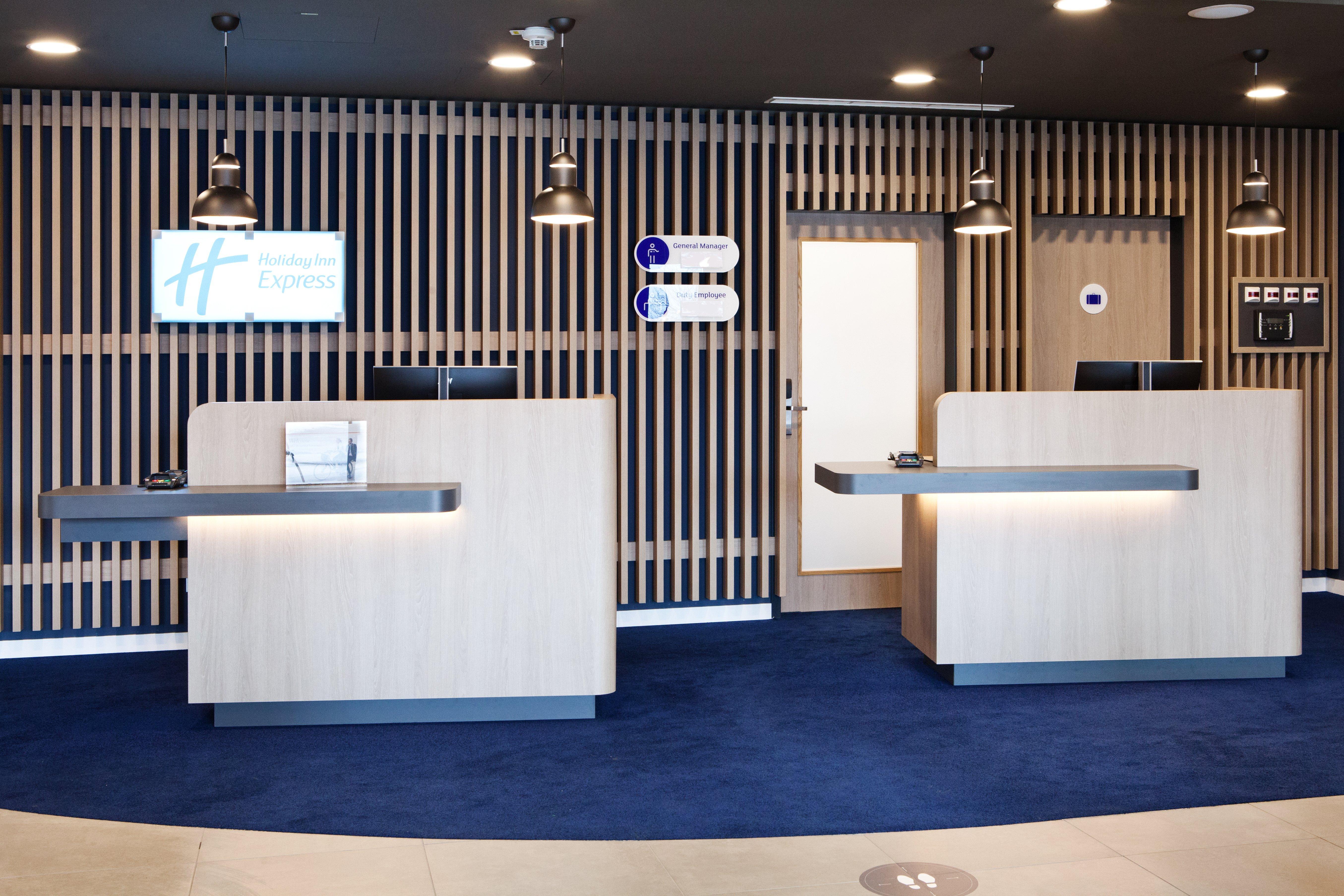 Holiday Inn Express Munich - Olching By Ihg Exterior foto