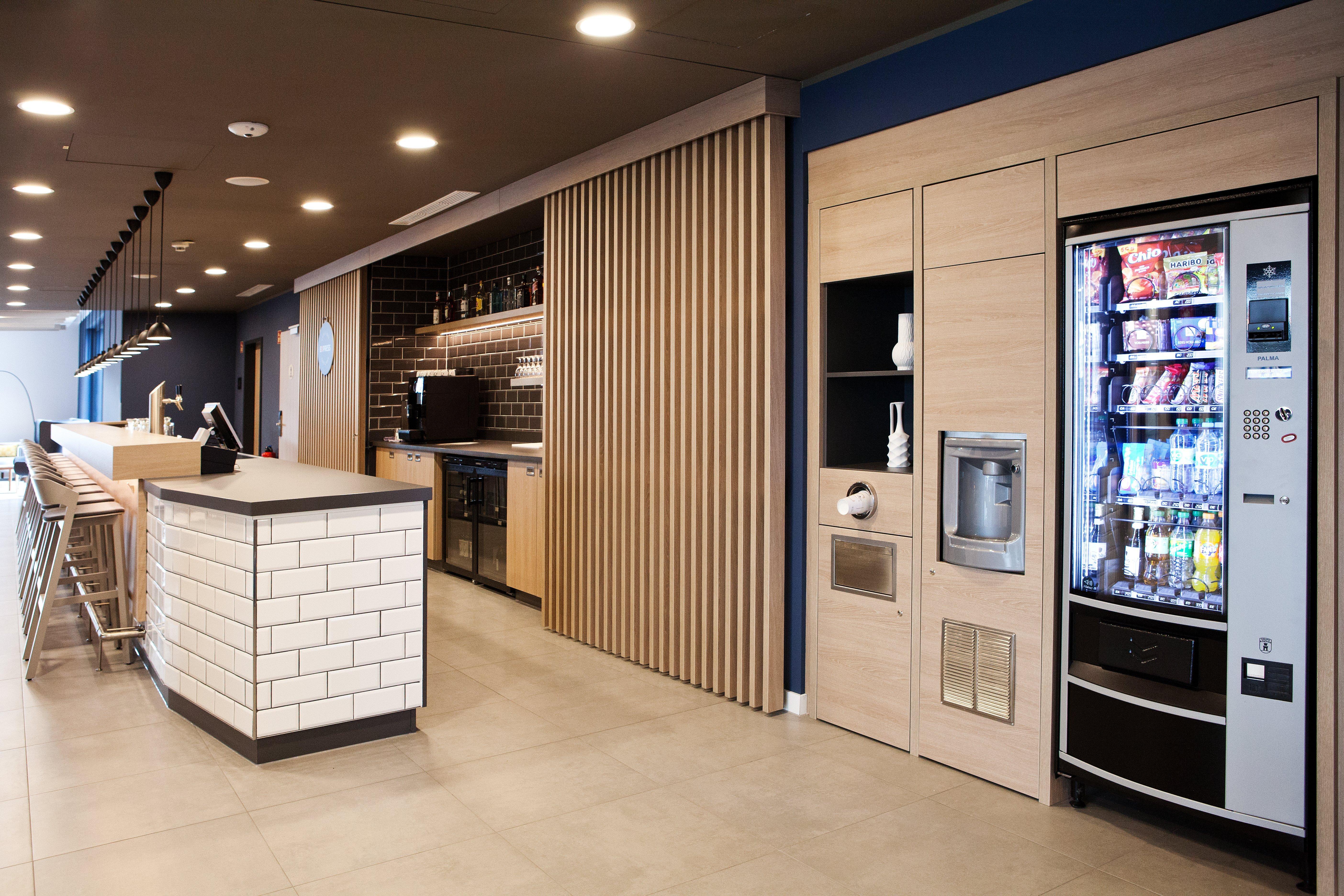 Holiday Inn Express Munich - Olching By Ihg Exterior foto
